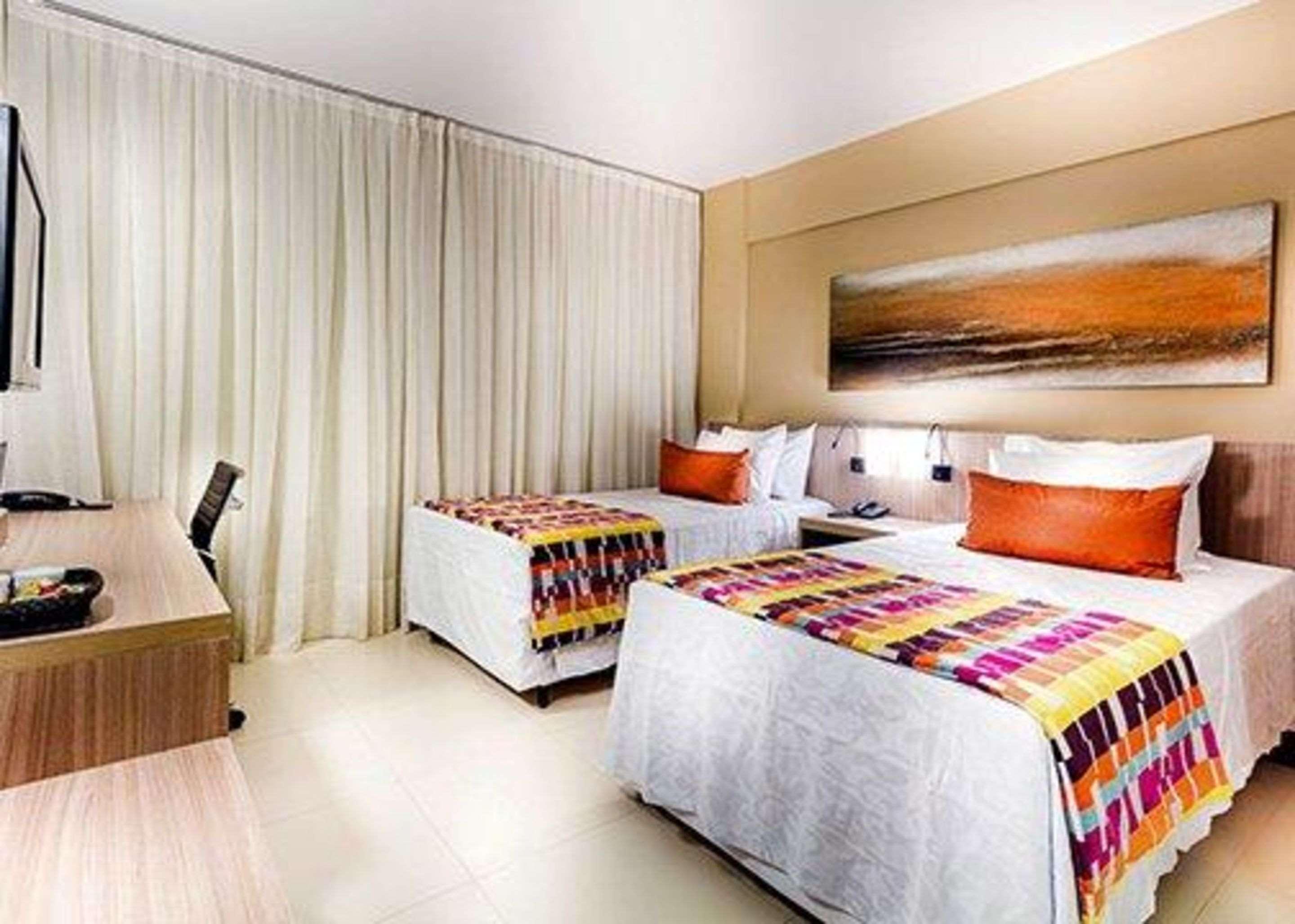 Quality Hotel Pampulha & Convention Center Белу-Оризонти Экстерьер фото
